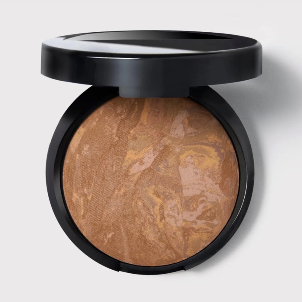 BNIB Laura Geller Baked-N-Balance Foundation - Sand - Picture 7 of 7